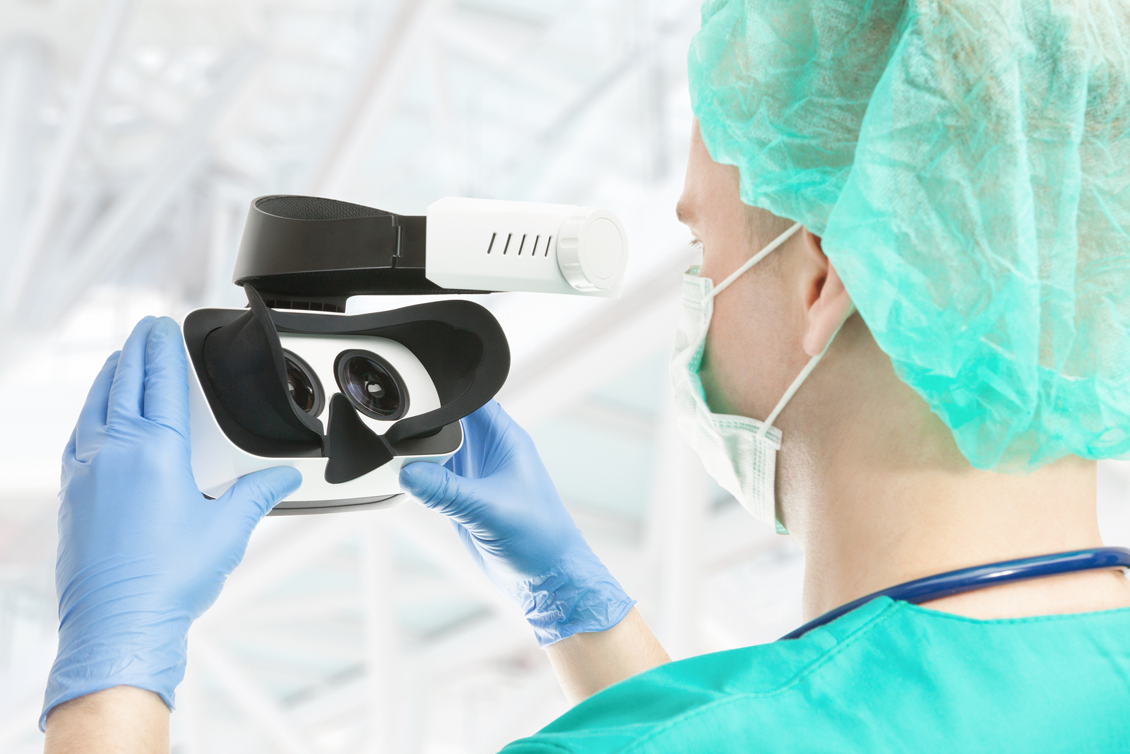 How virtual reality is implemented in medicine, and more [OurCrowd Newsletter]